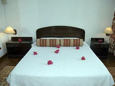 Sun Properties And Resort Hotel Guest house Beau Vallon (Mahe)